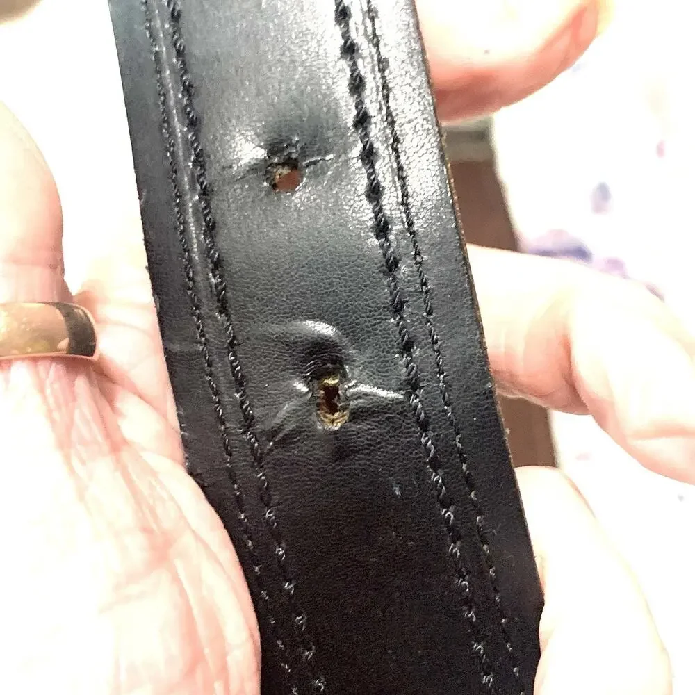 Thrashed Columbia Belt Mens Sz 40 Casual Comfort Work Belt Brown Leather Worn